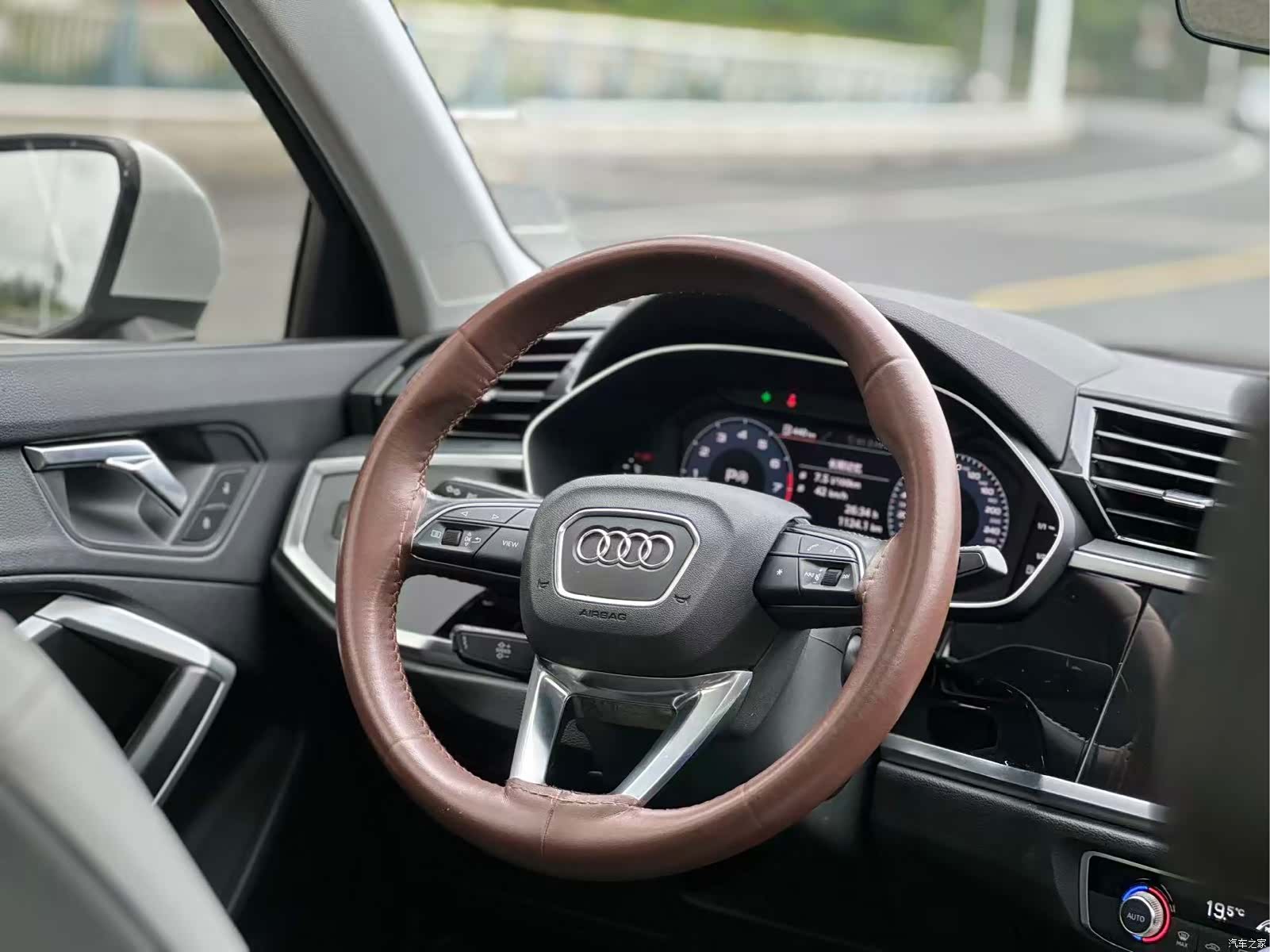 Audi Q3, 2020 8