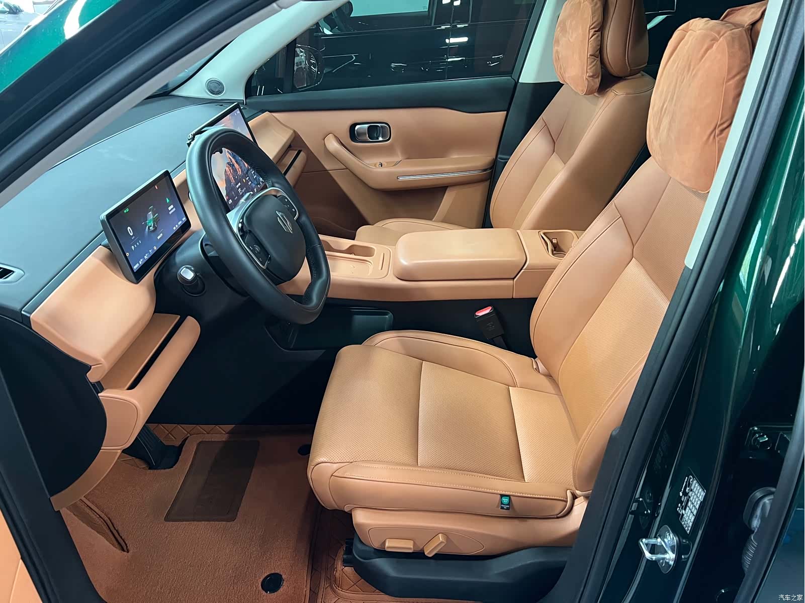 Leapmotor C16, 2024 все фото
