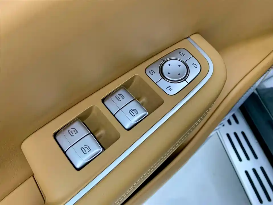 Li Auto Ideal ONE