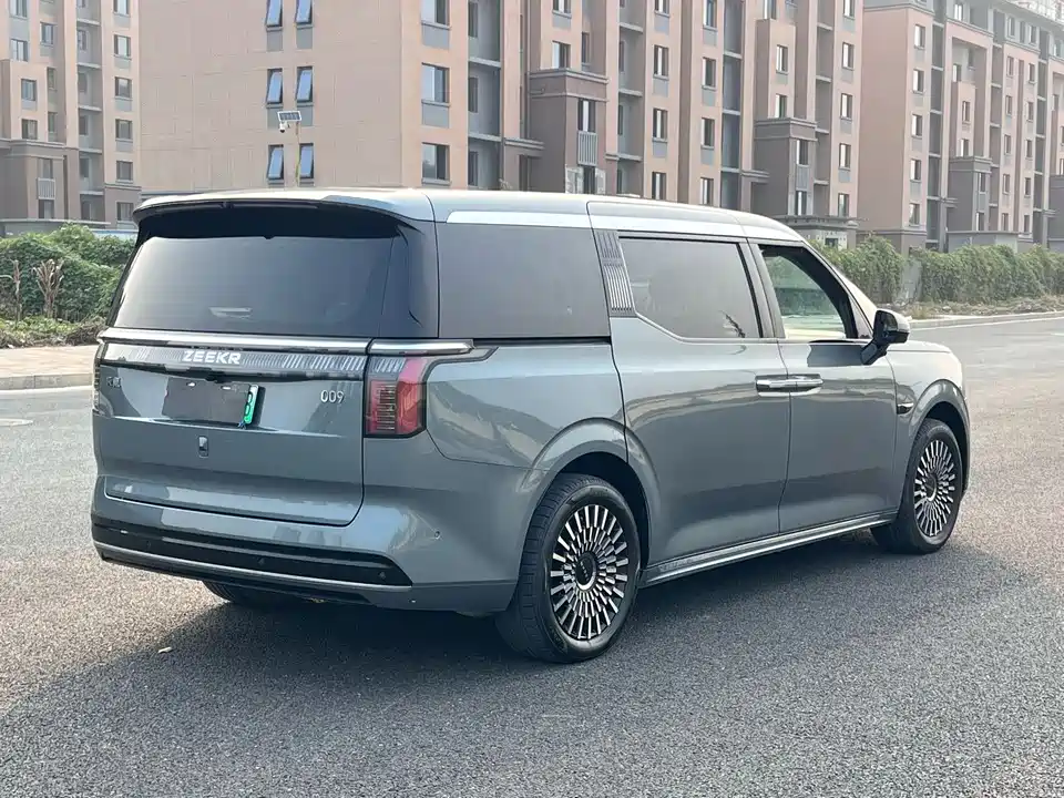 Zeekr 009