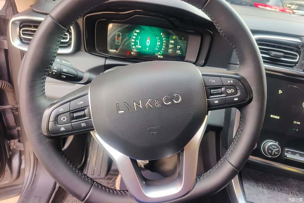 Lynk & Co 01, 2021 15