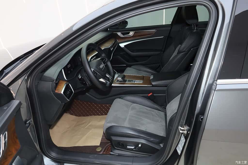 Audi A6L, 2022 15