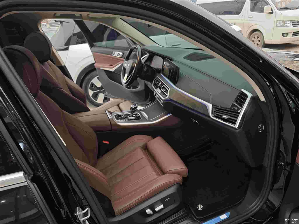 BMW X5, 2021 10
