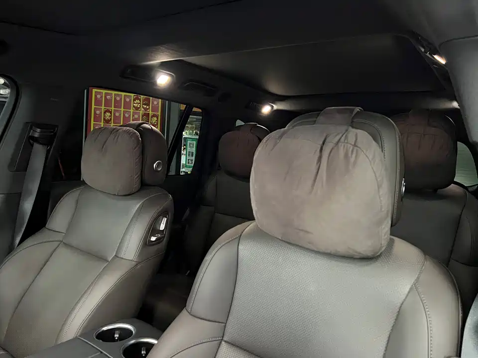Li Auto Ideal L8