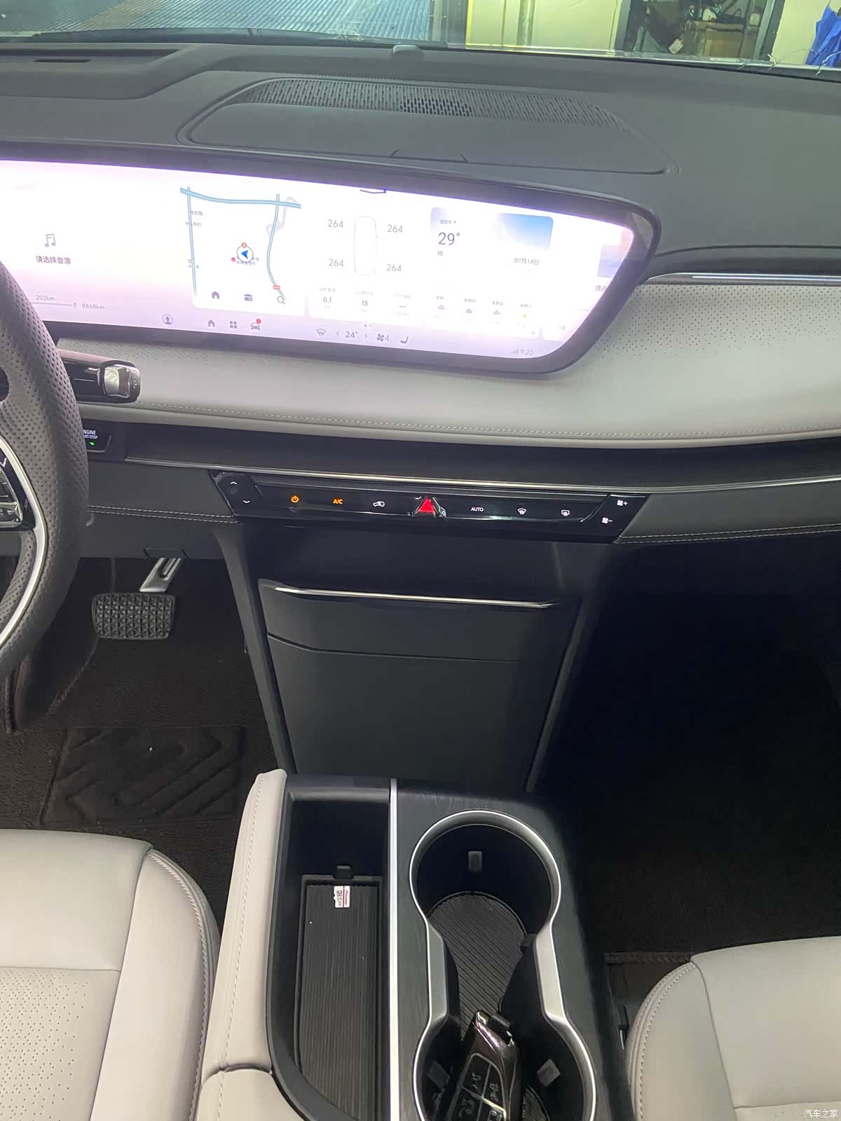 Buick GL8, 2025 8