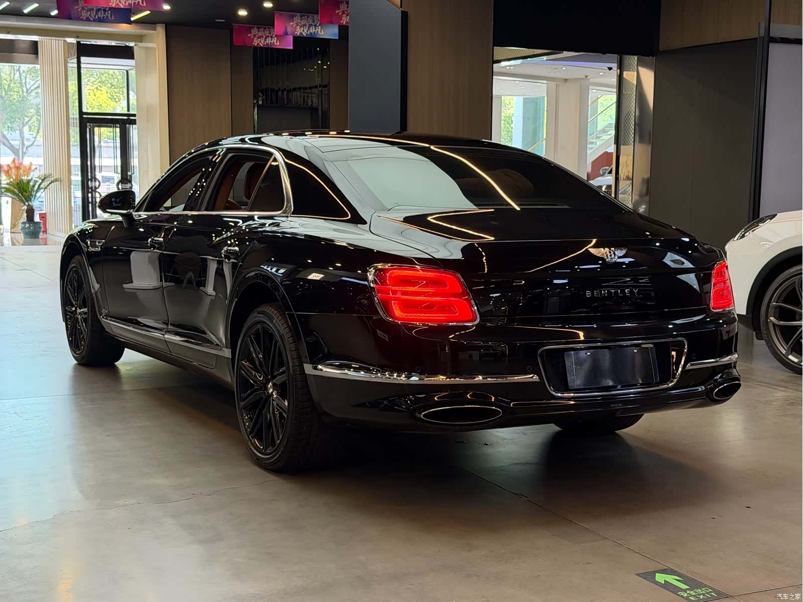 Bentley Flying Spur, 2021 22