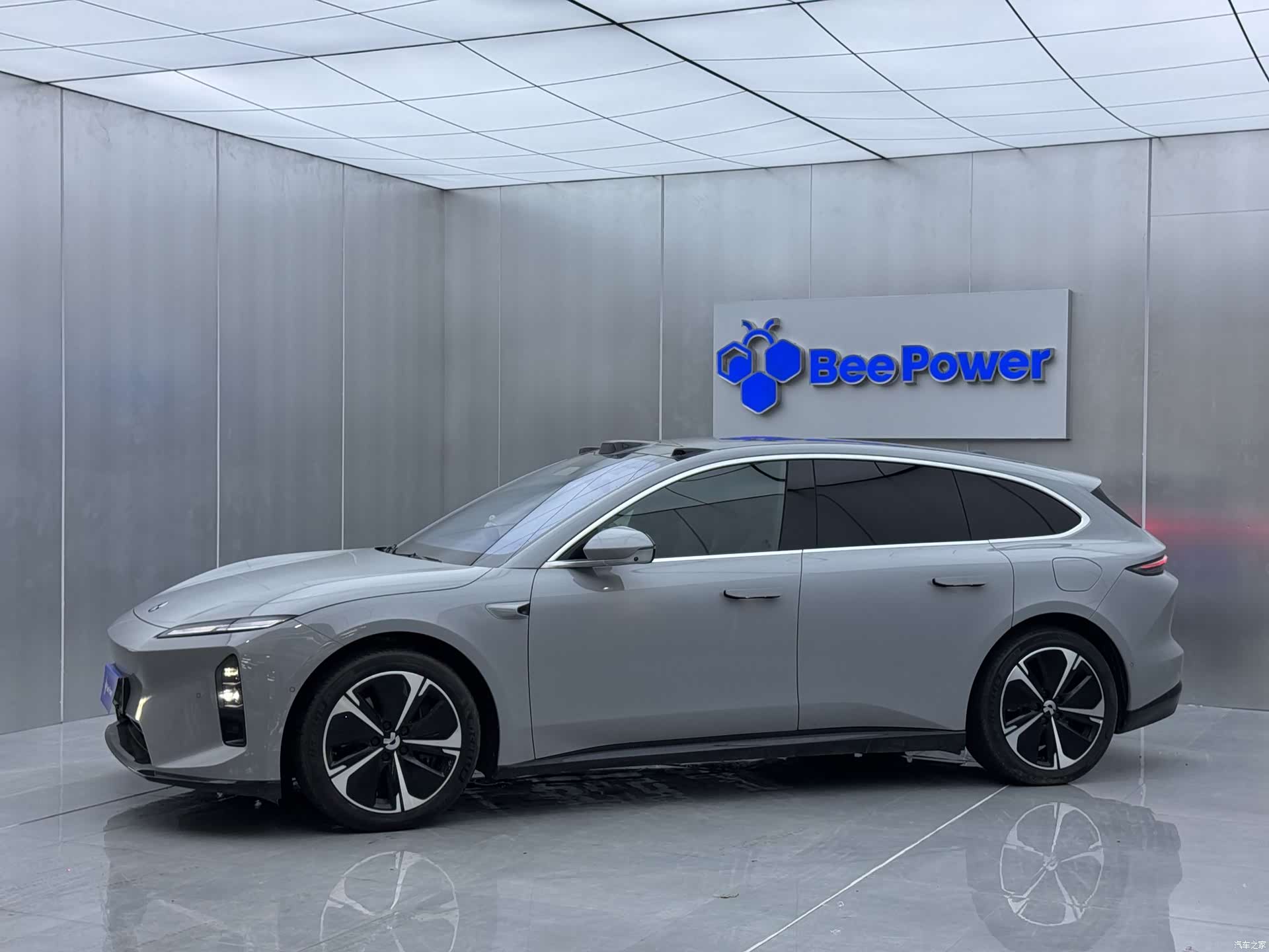 NIO ET5, 2025 4