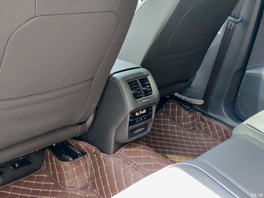 Volkswagen Tayron, 2021 9