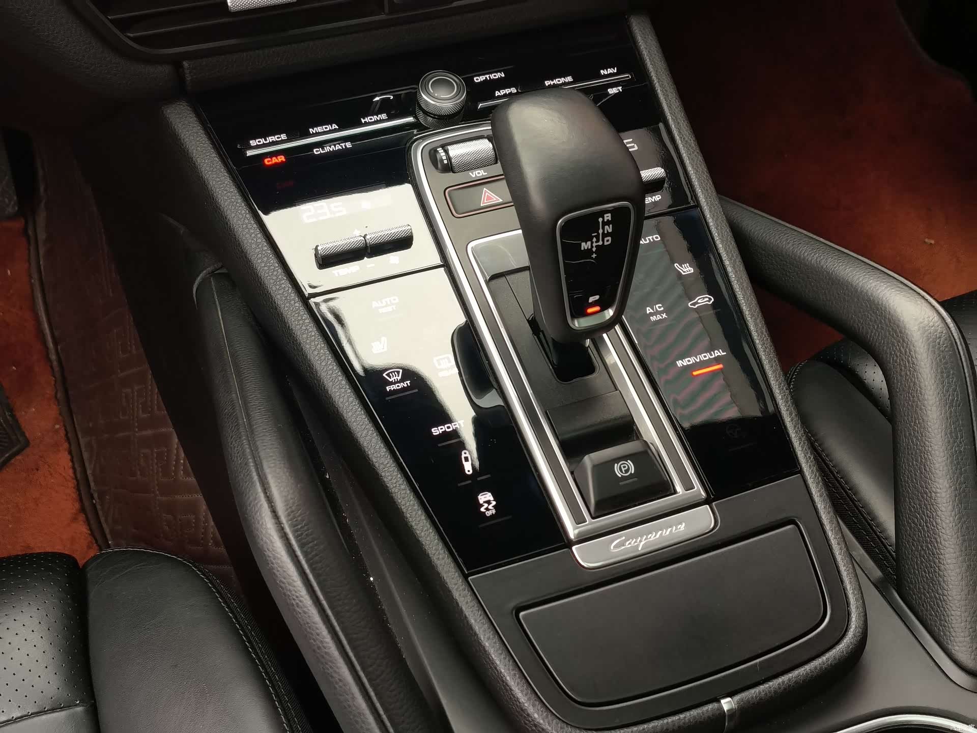 Porsche Cayenne, 2019 13