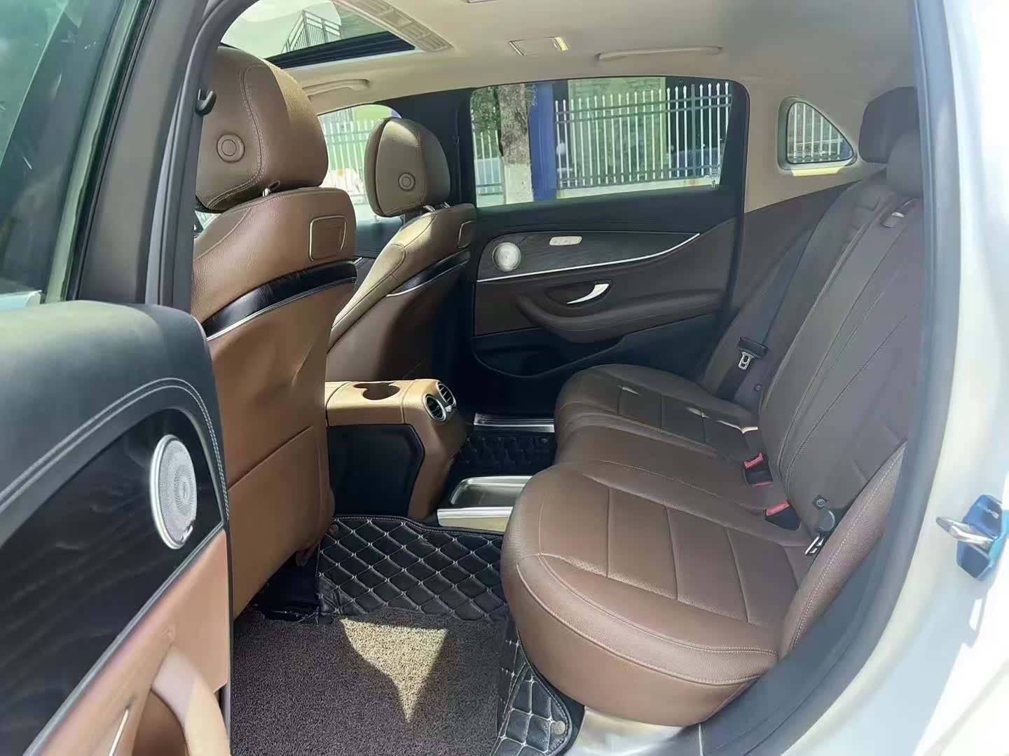 Mercedes-Benz E-Class, 2018 7