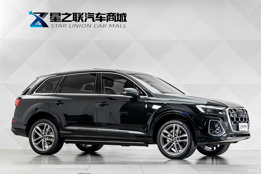 Audi Q7, 2024 все фото