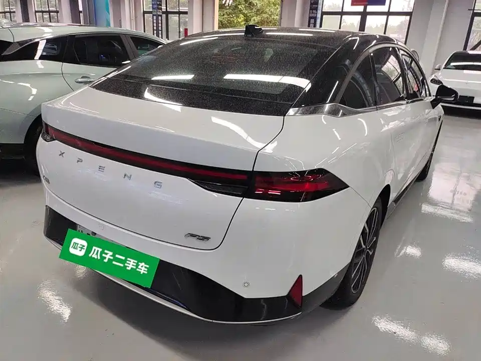 XPENG P5