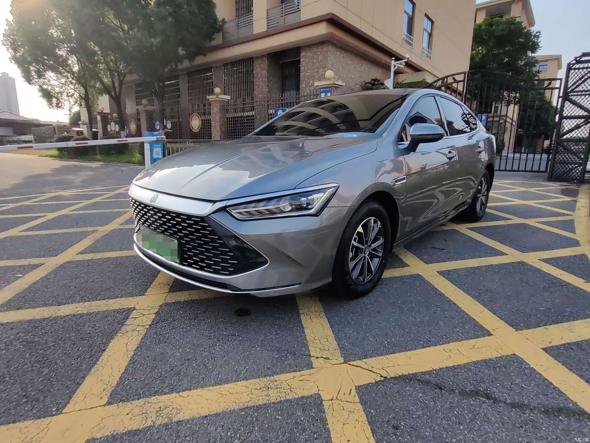 BYD Qin, 2024 1