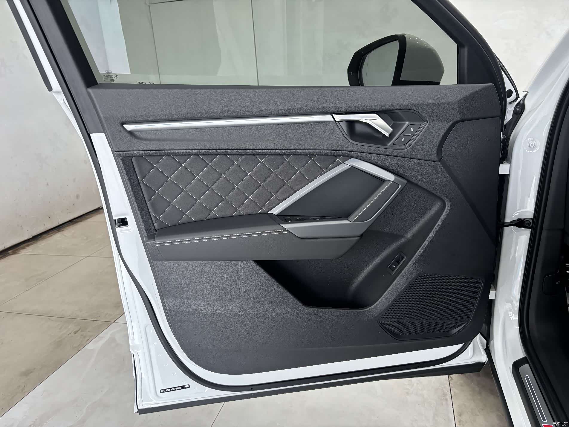 Audi Q3, 2025 10