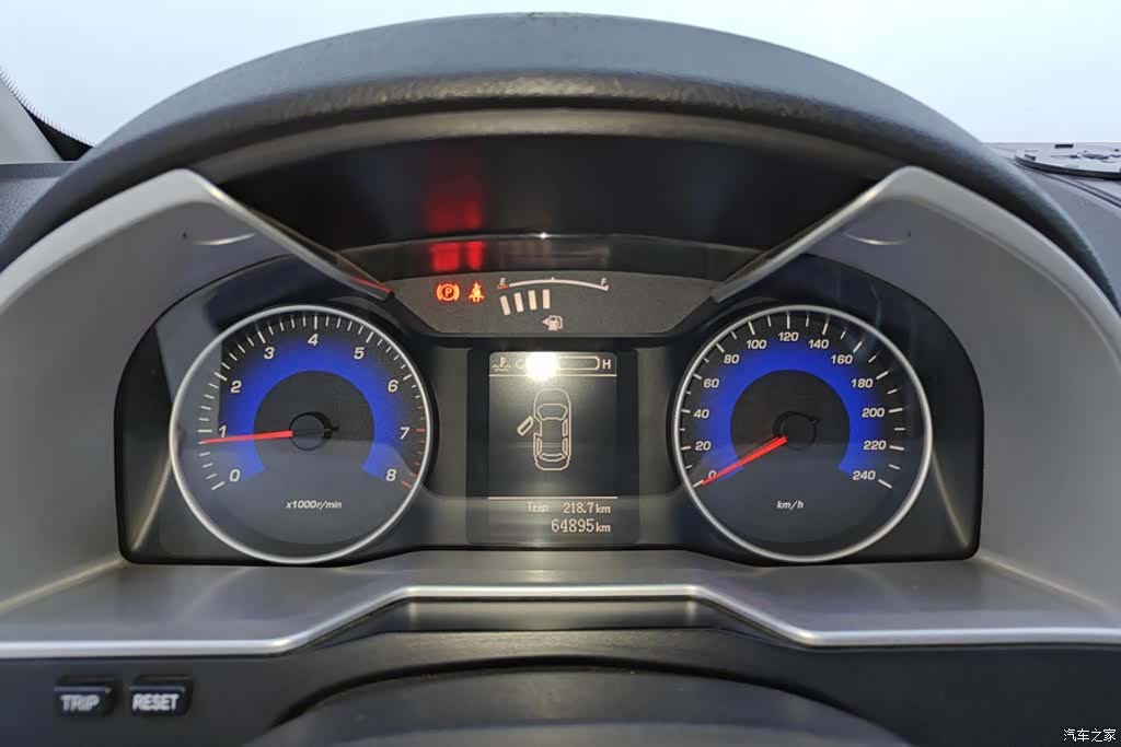 Geely Emgrand, 2015 14