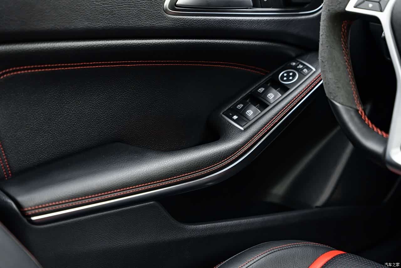 Mercedes-Benz A-Class, 2015 10