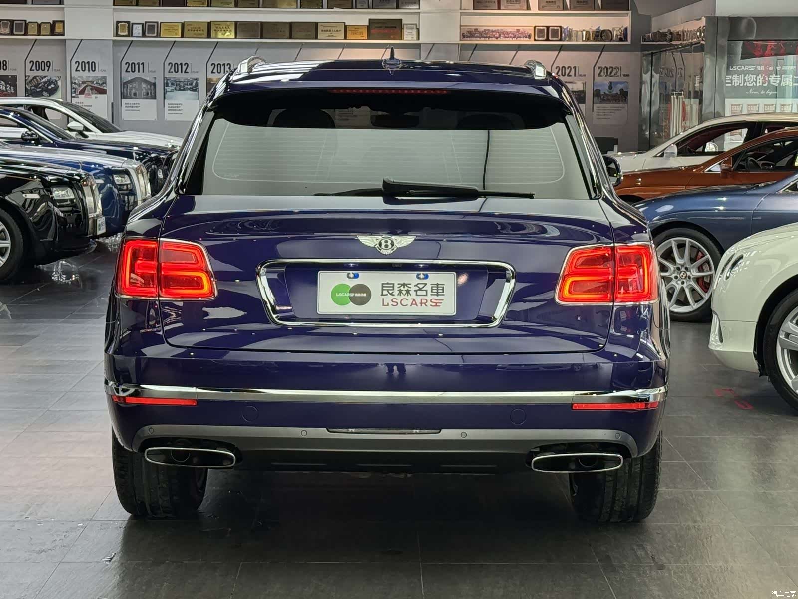 Bentley Bentayga, 2018 все фото