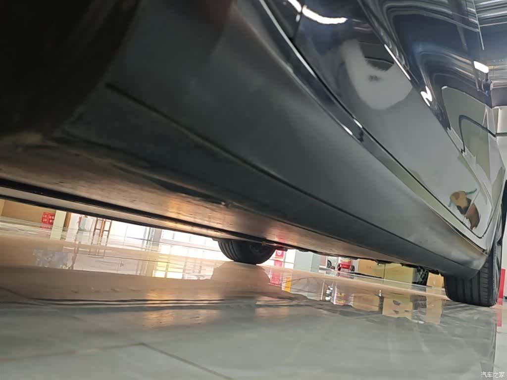 Tesla Model 3, 2025 22