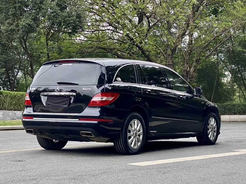 Mercedes-Benz R-class
