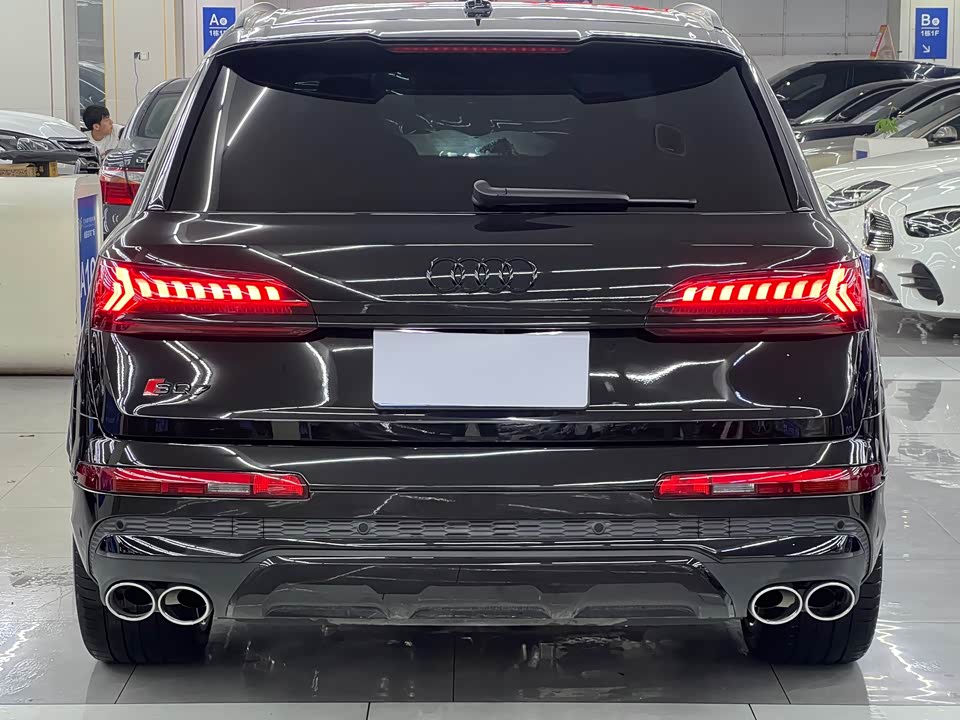 Audi SQ7