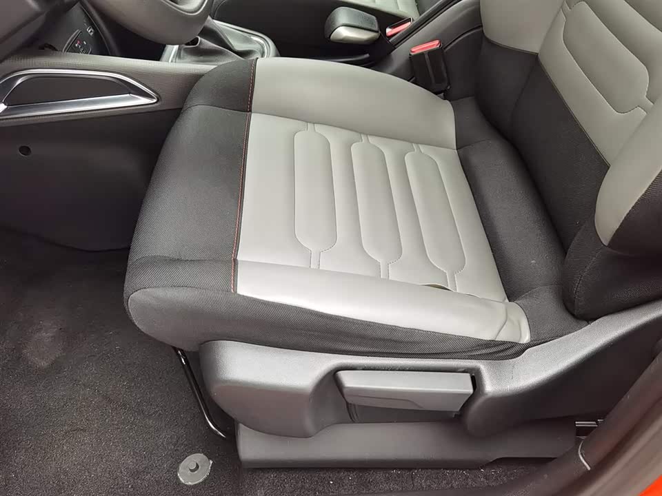 Citroen Yunyi C4 AIRCROSS Citroen Yunyi C4 AIRCROSS