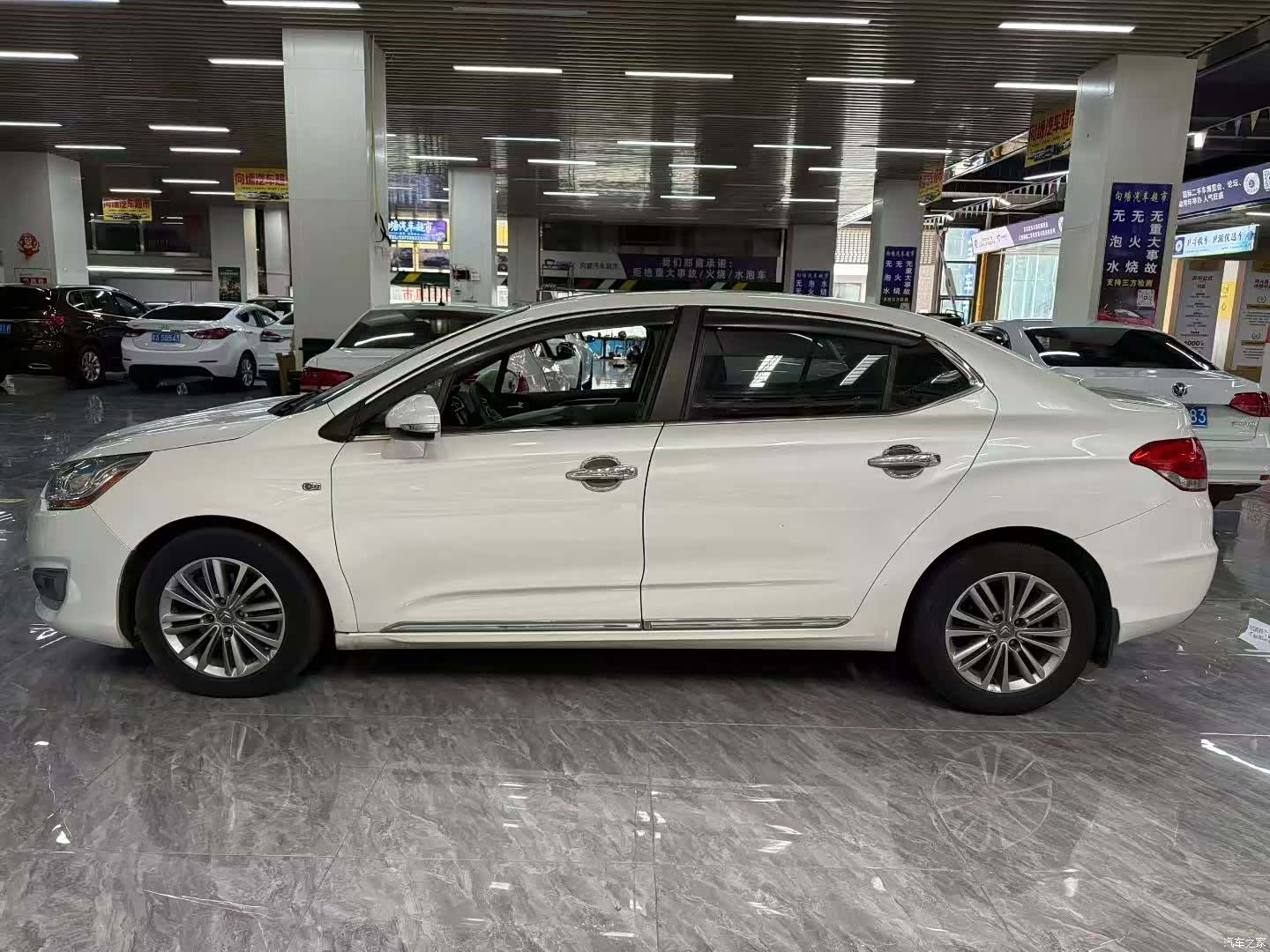 Citroen C4, 2016 все фото