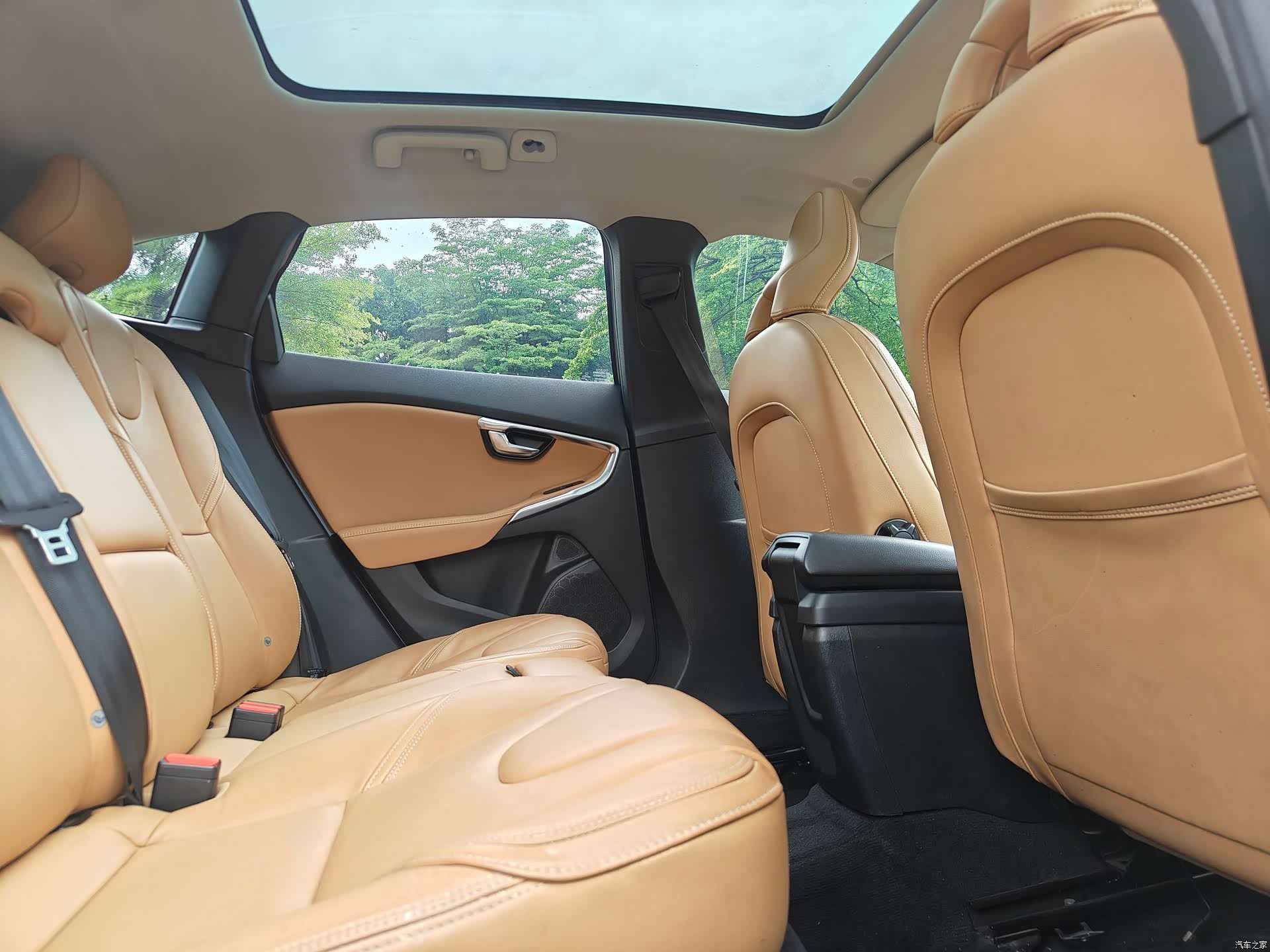 Volvo V40, 2017 17
