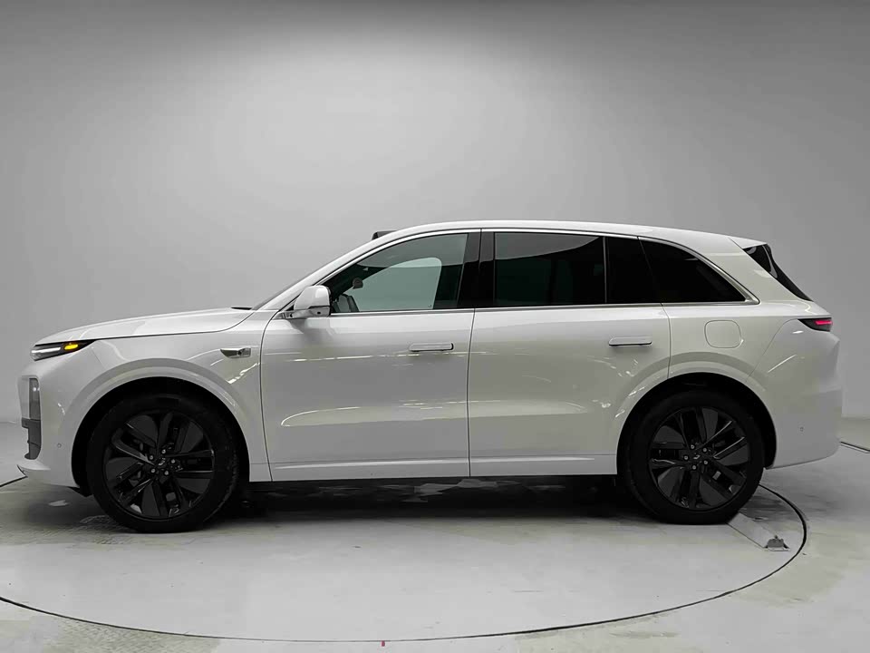 Li Auto Ideal L6