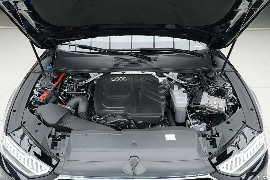 Audi A7L, 2024 32