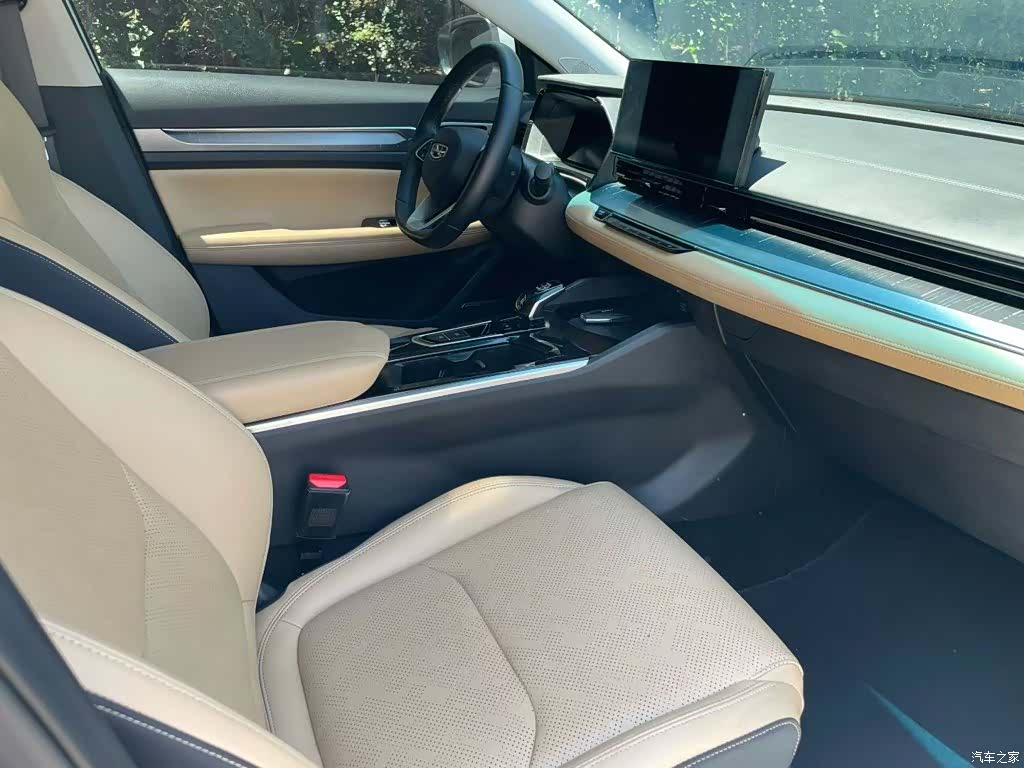 Geely Emgrand, 2024 7