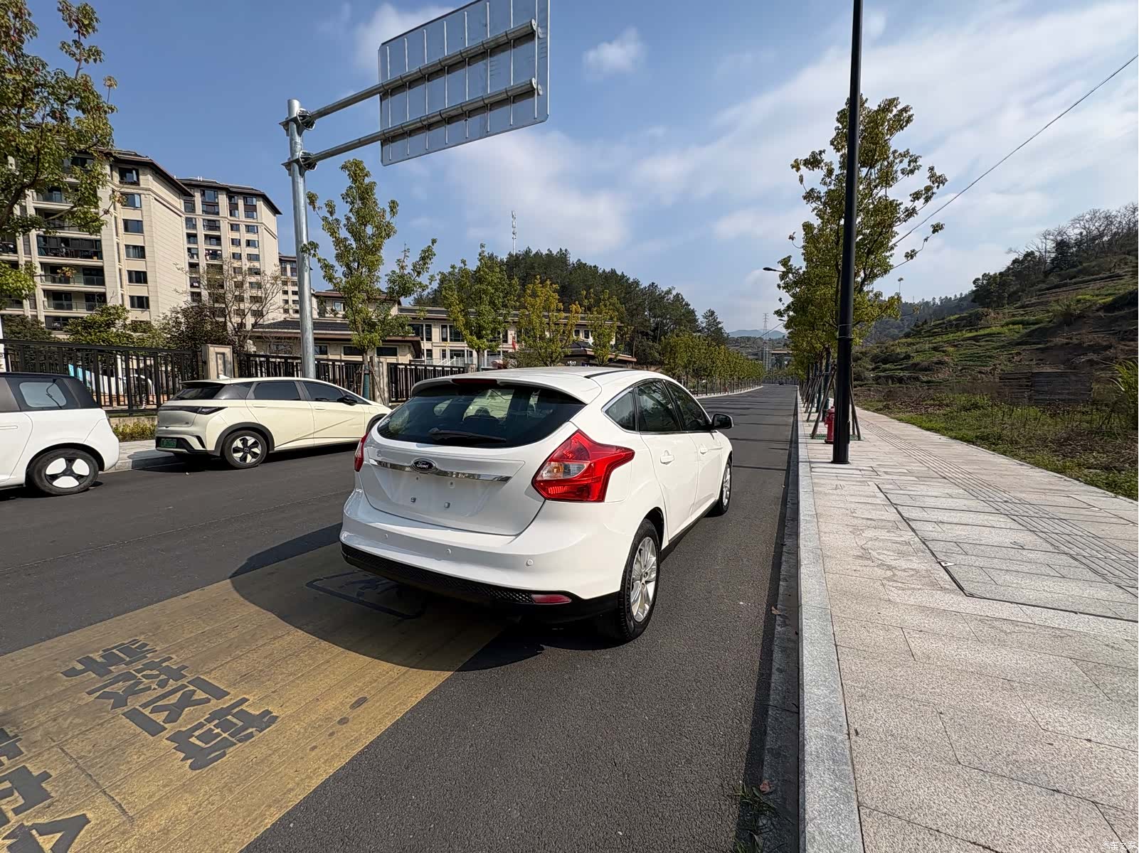 Ford Focus, 2014 9