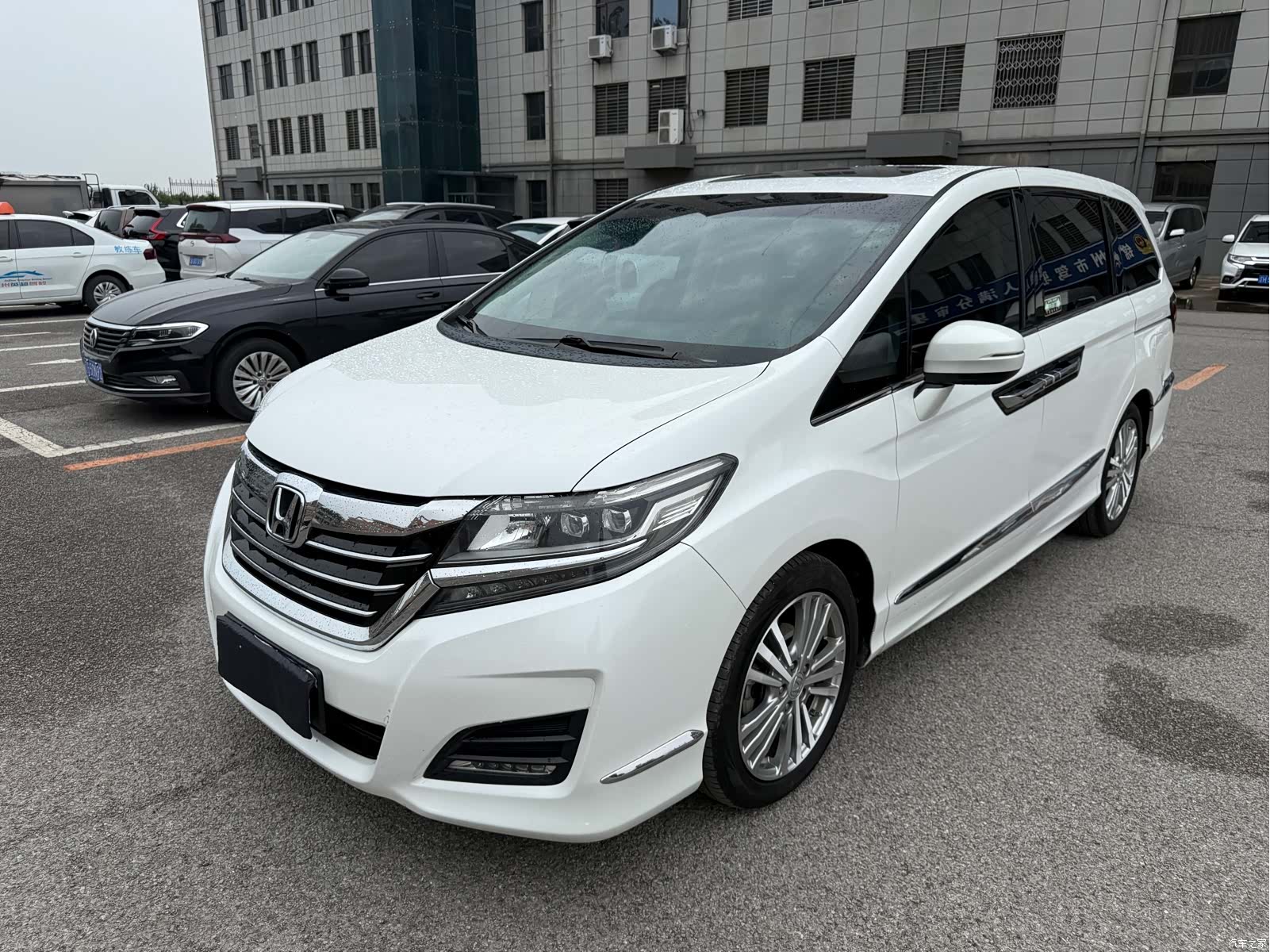Honda Elysion, 2019 1