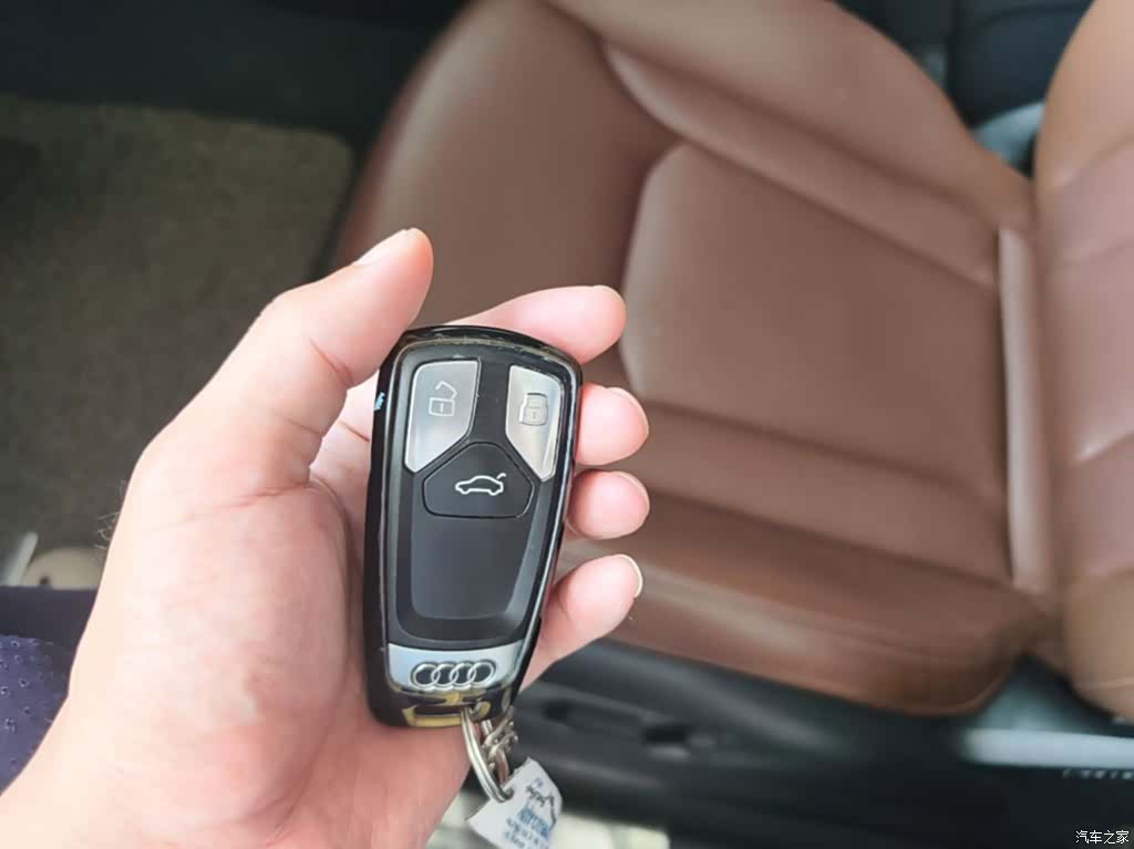 Audi Q7, 2017 9