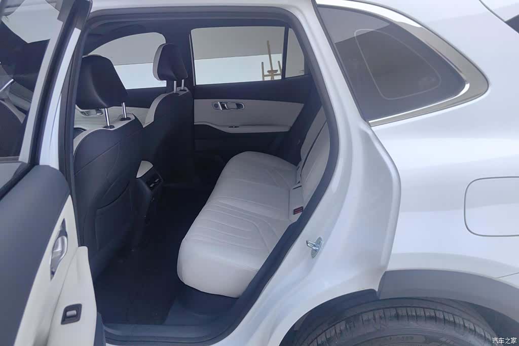 Geely 7, 2025 11