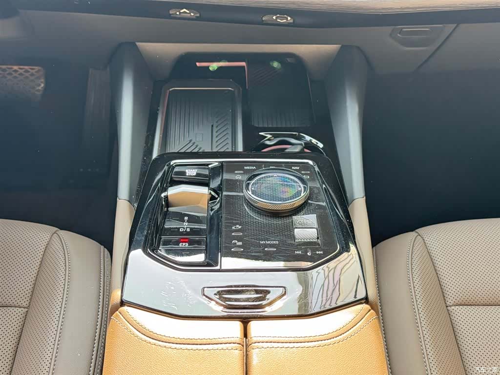 BMW 5 Series, 2024 12