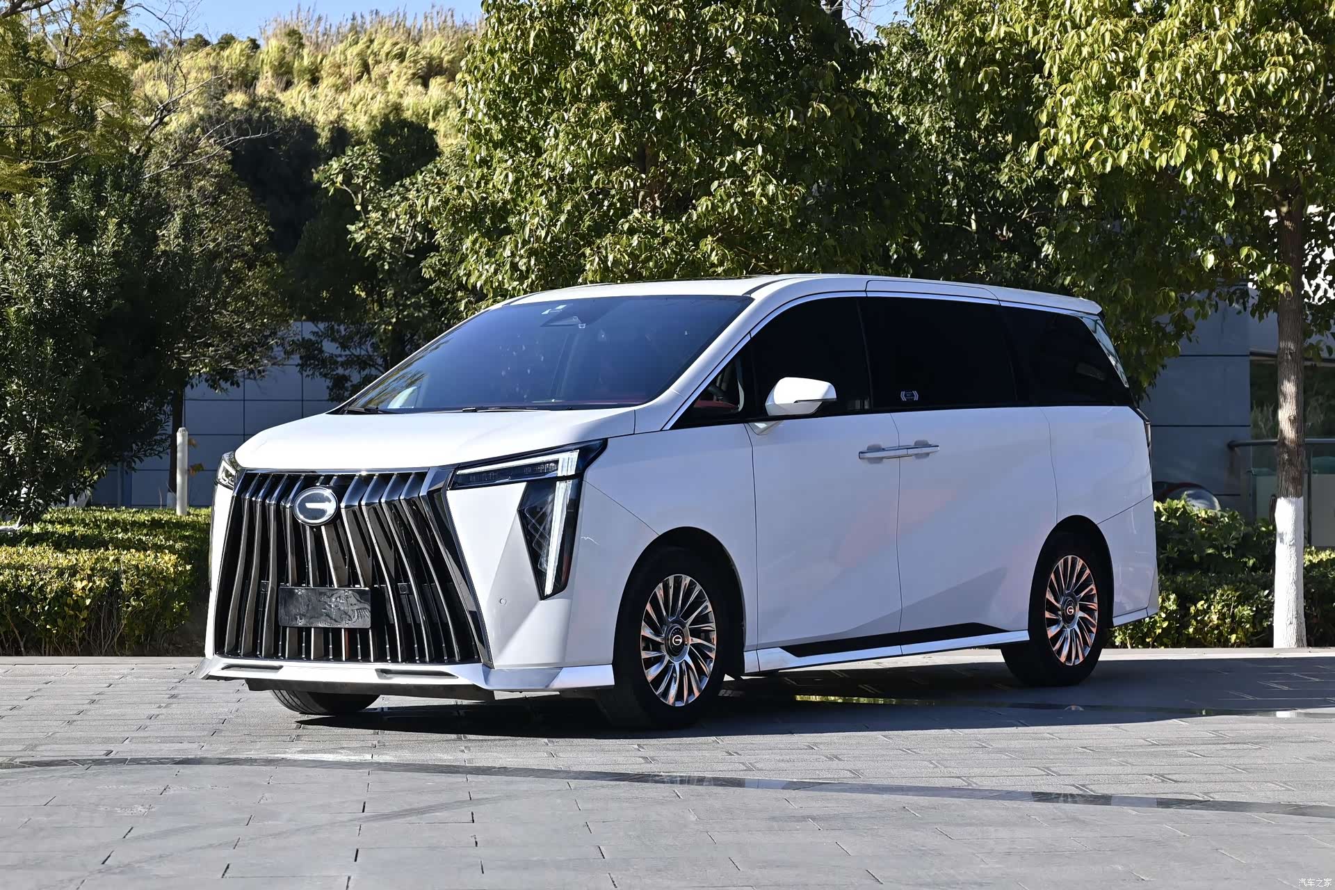 Trumpchi M8, 2023 1