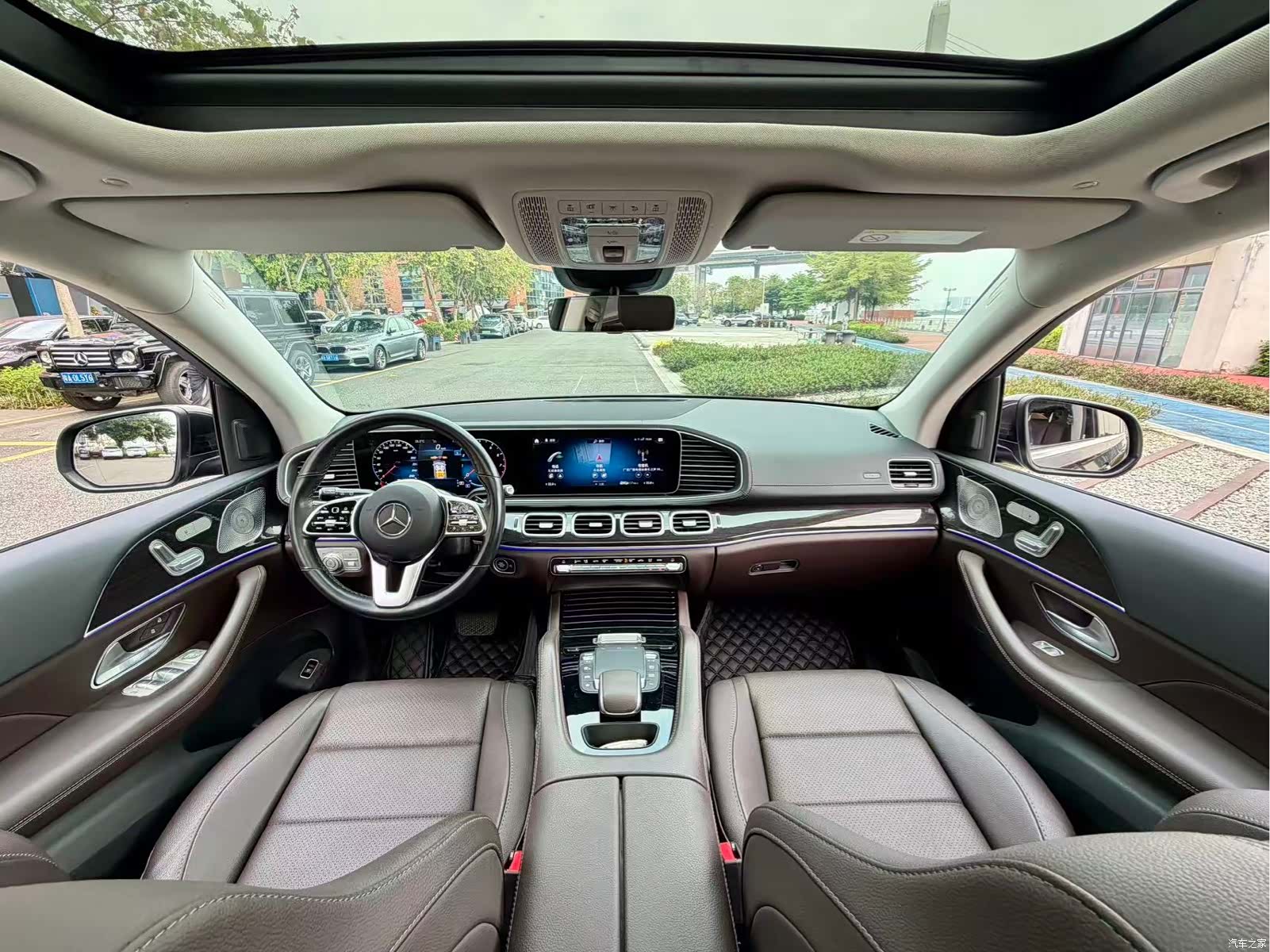 Mercedes-Benz GLE, 2023 13