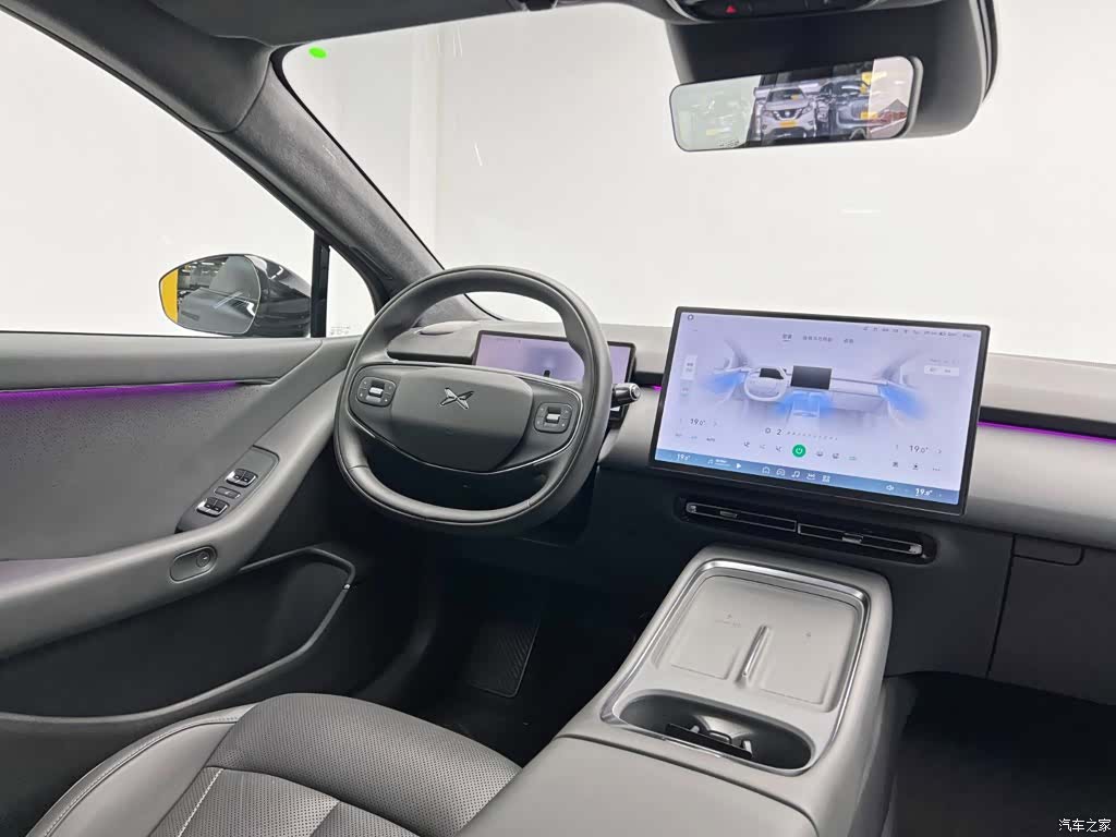 Xpeng P7, 2025 24