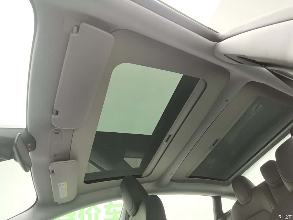 Tesla Model 3, 2024 14