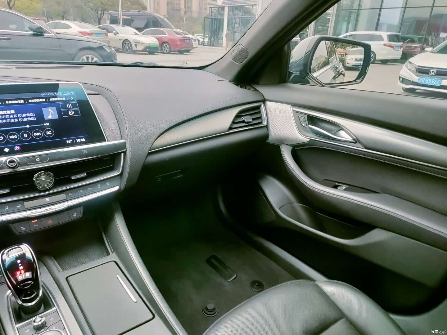 Cadillac CT5, 2022 25