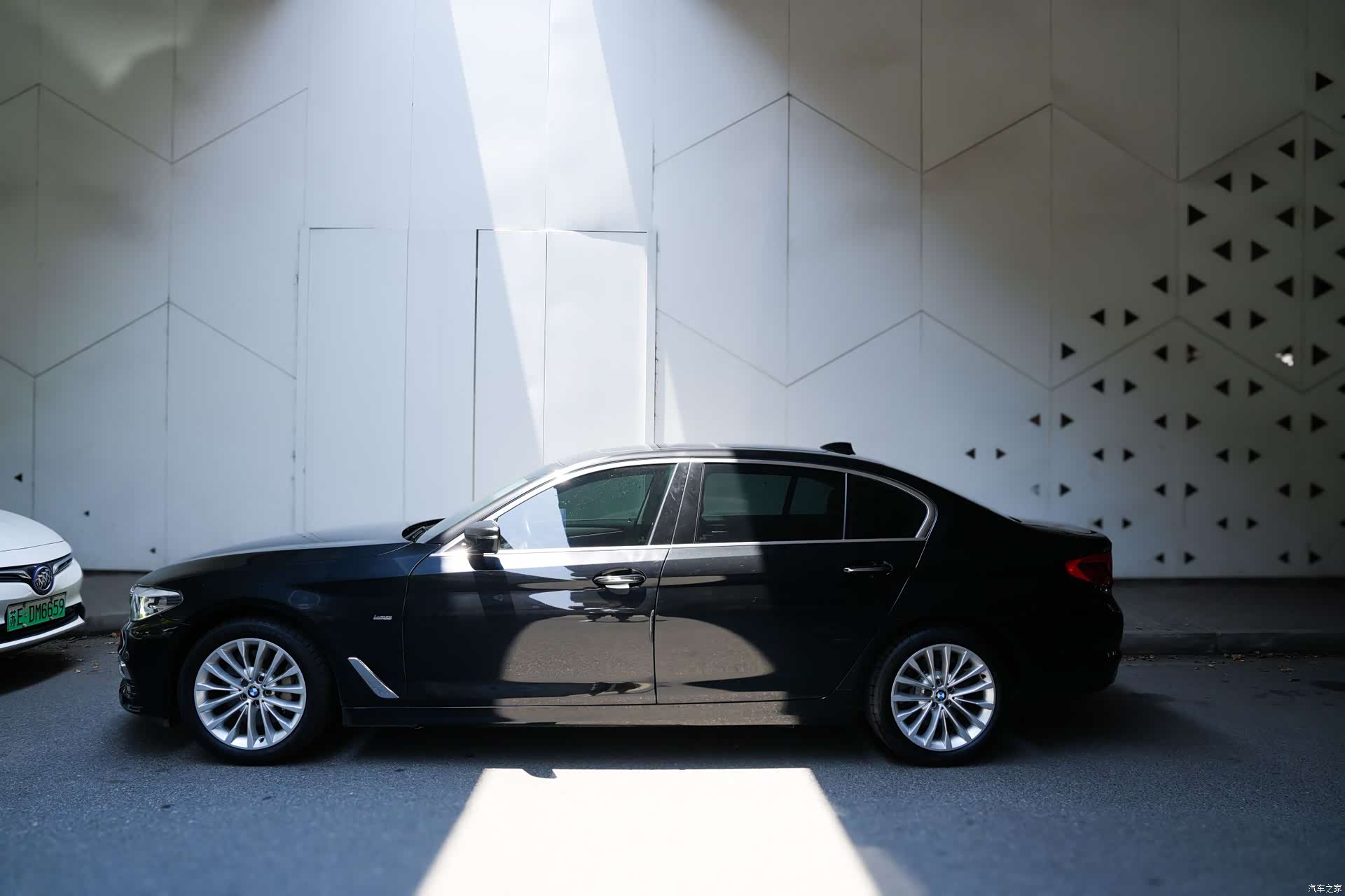 BMW 5 Series, 2018 8