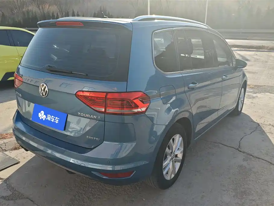 Volkswagen Touran