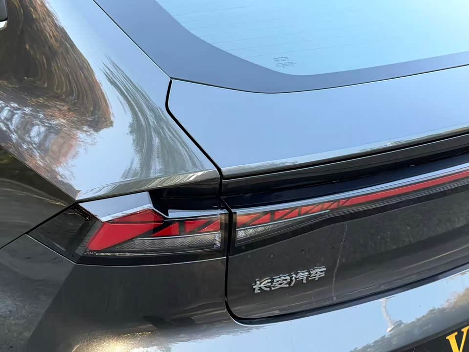 Changan UNI-V Smart iDD