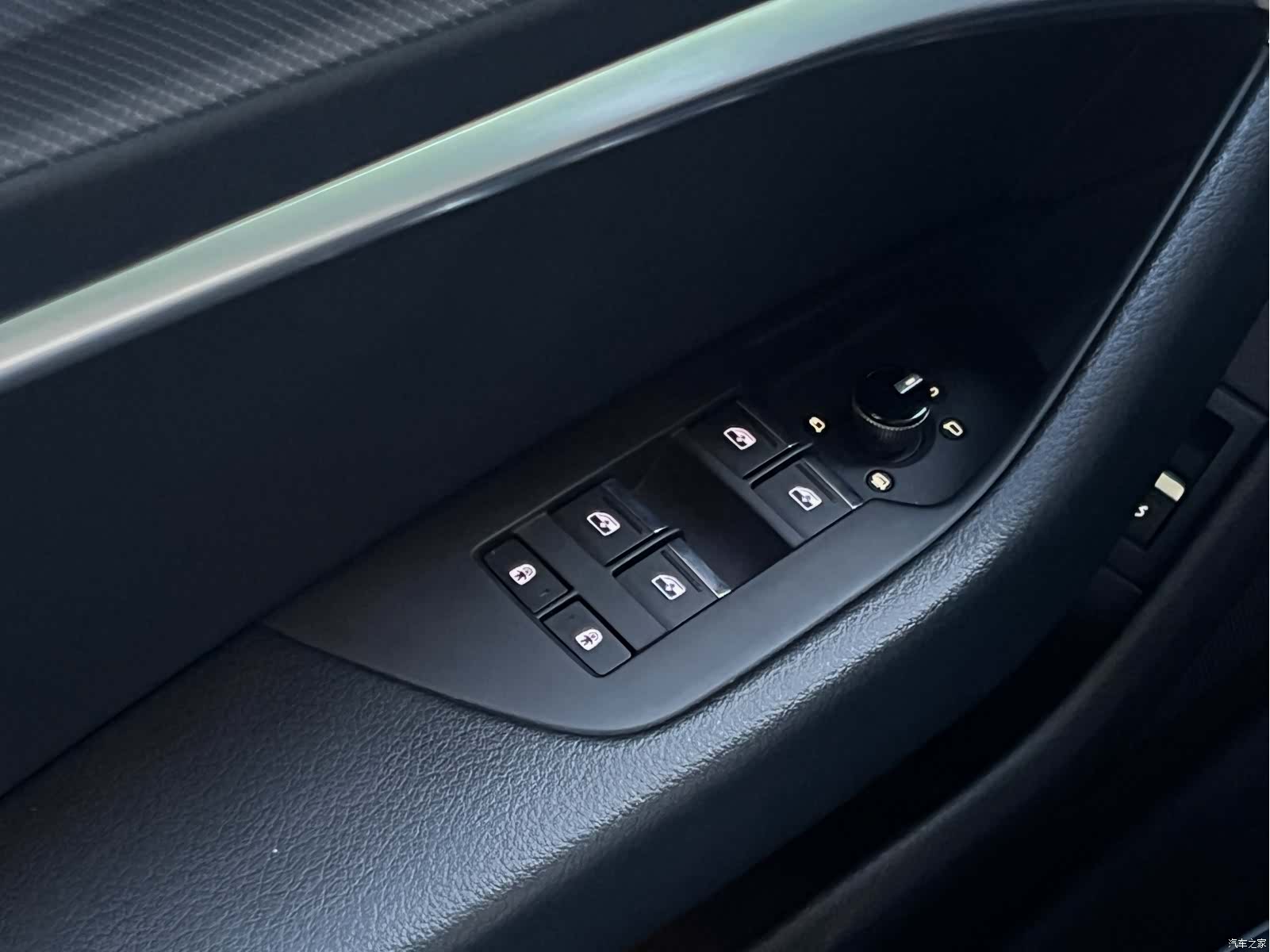 Audi A6L, 2021 13