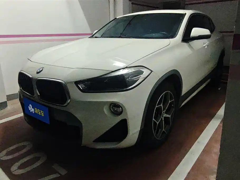 BMW X2