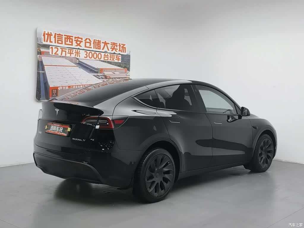 Tesla Model Y, 2024 2