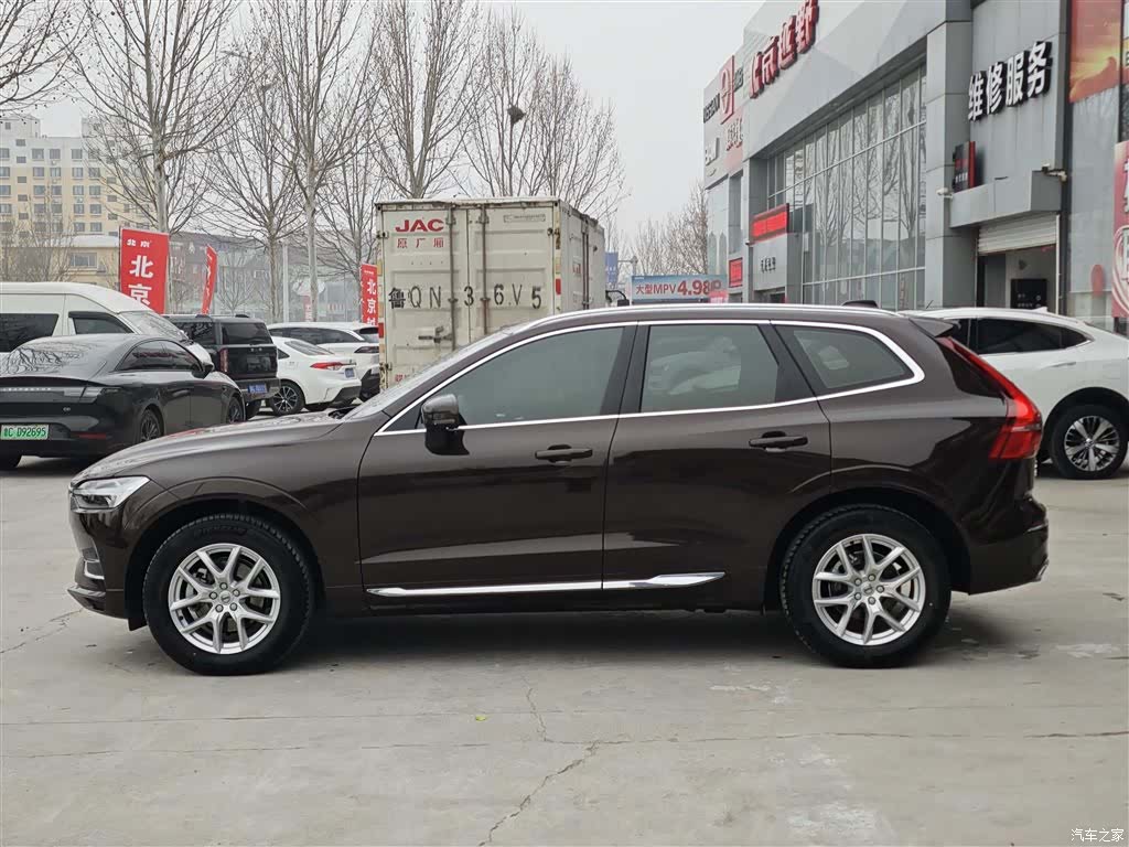 Volvo XC60, 2021 4