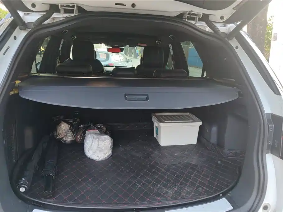 Land Rover Discover sports