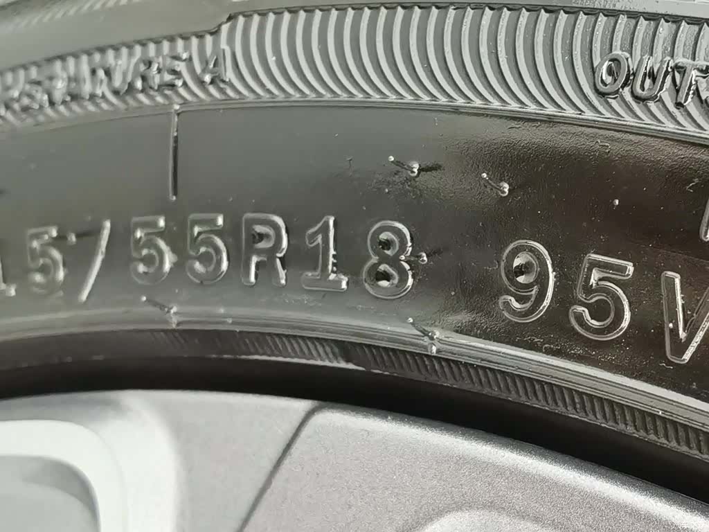 Geely Icon, 2025 24