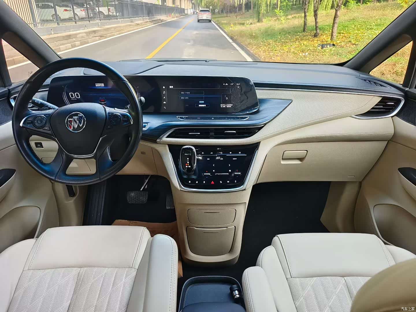 Buick GL8, 2022 4